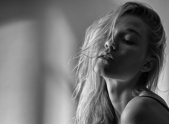Christine, 2019. Leica M10-P with Rigid Summicron-M 2/50mm.
